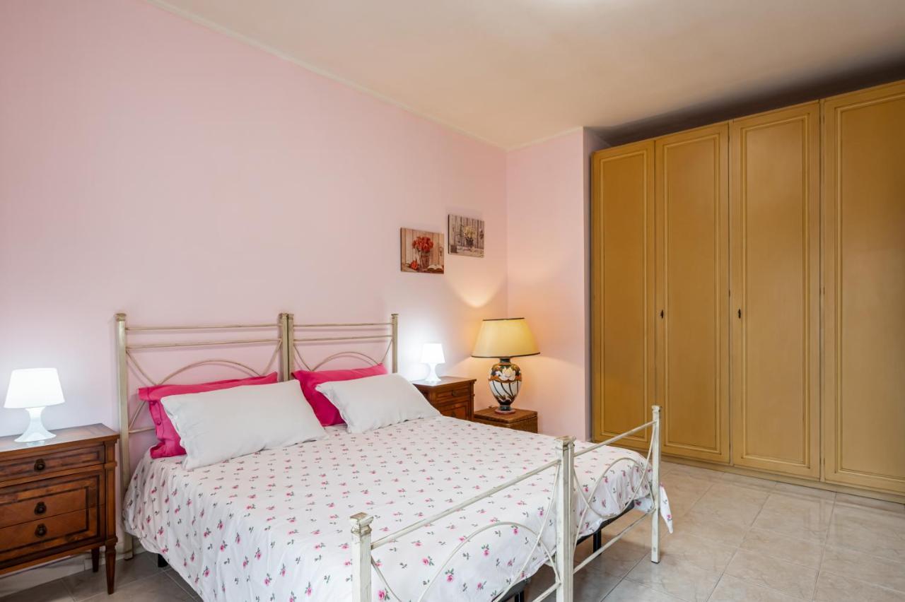 Catania Central And Comfy Apartments Екстер'єр фото