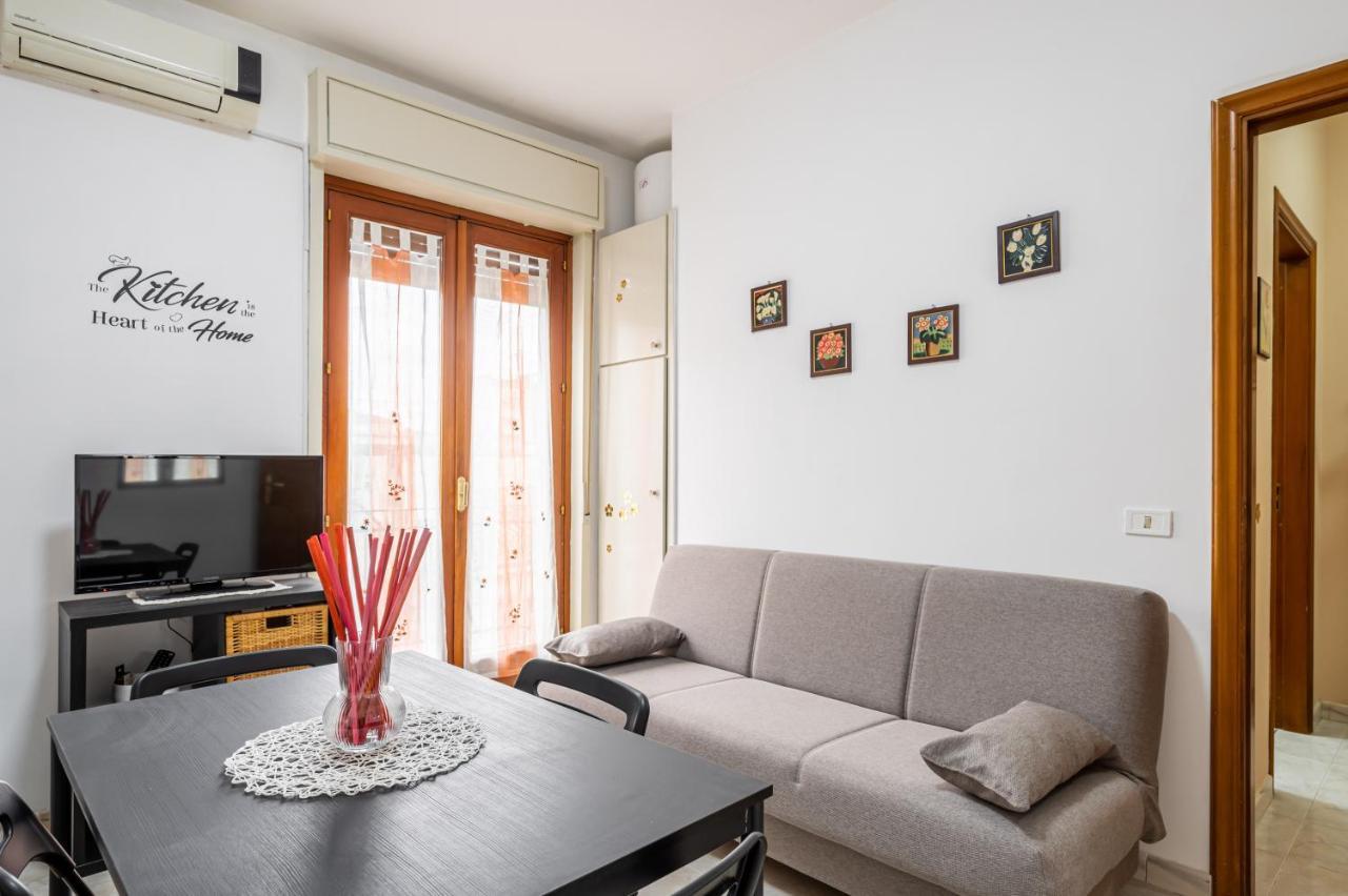 Catania Central And Comfy Apartments Екстер'єр фото
